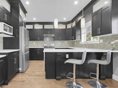 21033 80a Avenue - 2