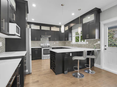 21033 80a Avenue - 3