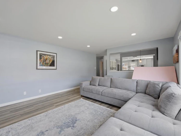 2416 Tolmie Avenue, Coquitlam, BC, V3K 3E7 - 9