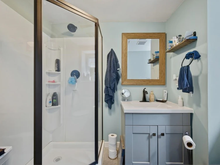 2416 Tolmie Avenue, Coquitlam, BC, V3K 3E7 - 31