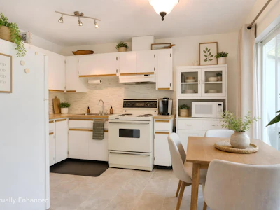 202A-45655 Mcintosh Drive - 2