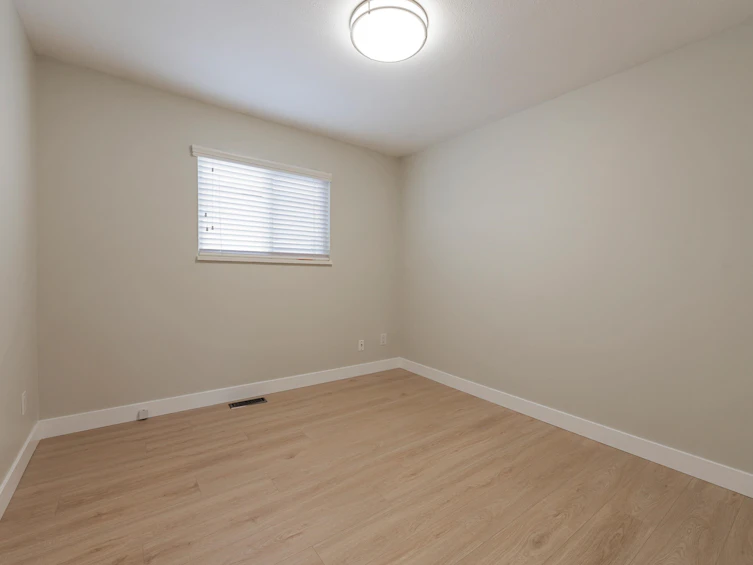 5444 Manor Street, Burnaby, BC, V5G 1B7 - 24