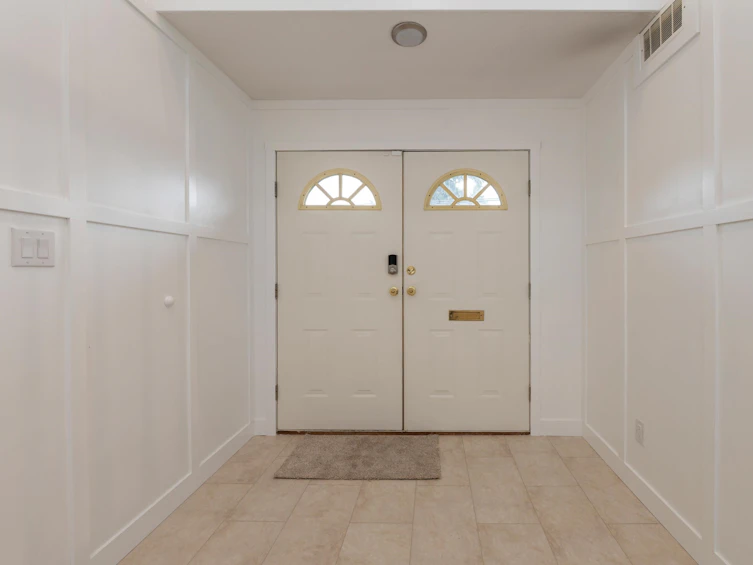 5444 Manor Street, Burnaby, BC, V5G 1B7 - 5