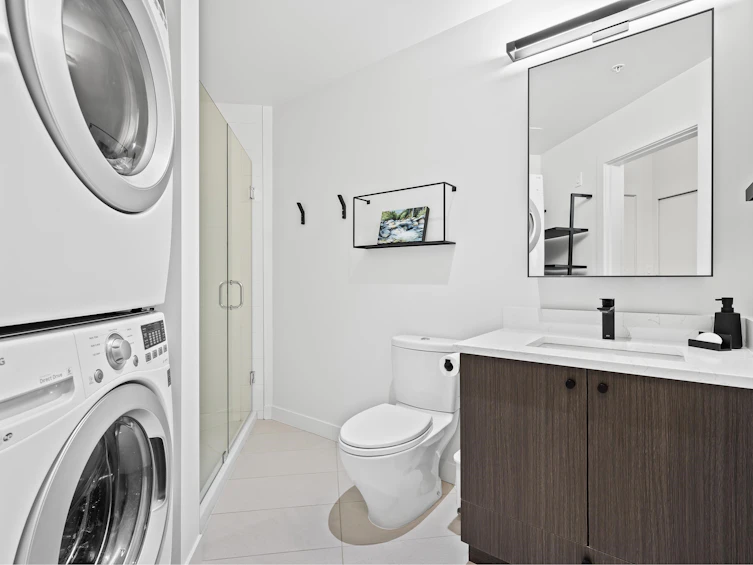 305-105 W 2nd Street, North Vancouver, BC, V7M 0E3 - 24