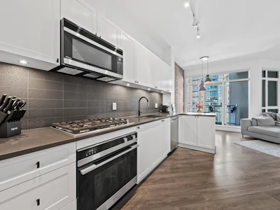 305-105 W 2nd Street - 4