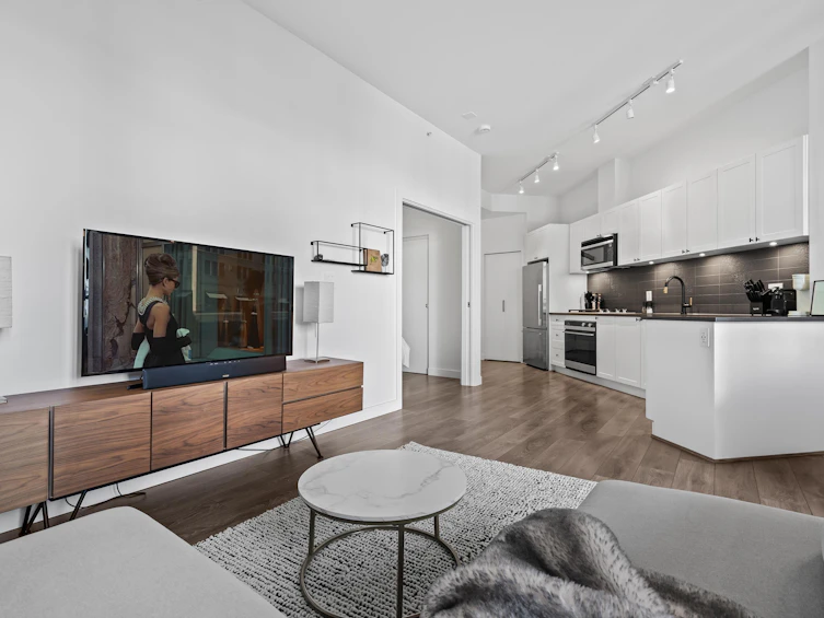 305-105 W 2nd Street, North Vancouver, BC, V7M 0E3 - 22