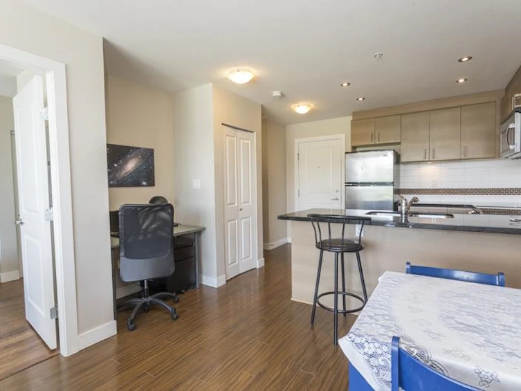 802-12069 Harris Road, Pitt Meadows, BC, V3Y 0C8 - 12