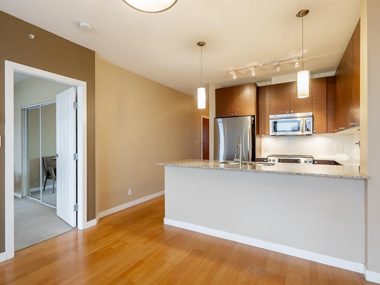 1701-400 Capilano Road, Port Moody, BC, V3H 0E1 - 9