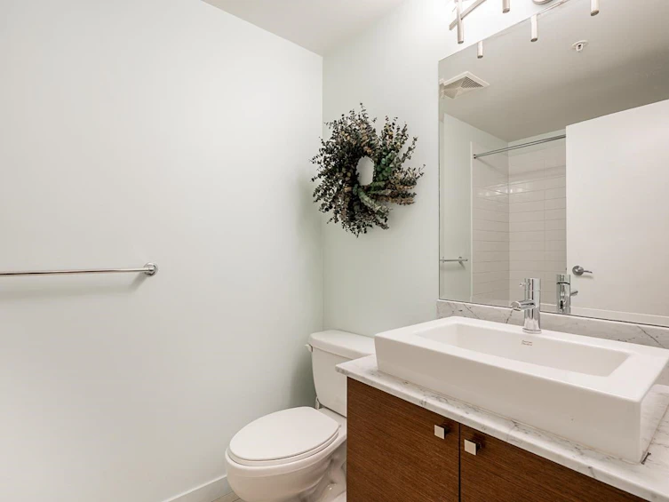 1701-400 Capilano Road, Port Moody, BC, V3H 0E1 - 18