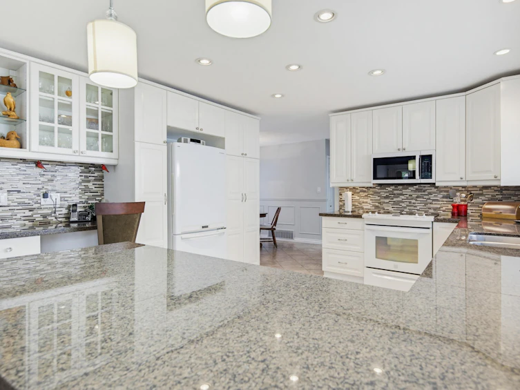 5661 Goldenrod Crescent, Delta, BC, V4L 2H9 - 9