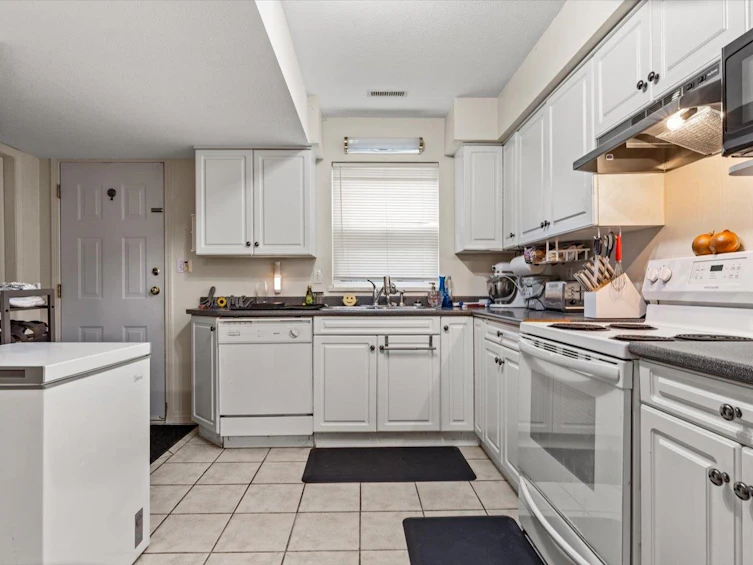 5635 Viewpoint Place, Chilliwack, BC, V2R 3Y4 - 20