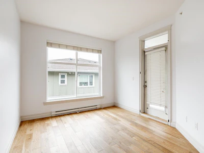 414-2343 Atkins Avenue - 4