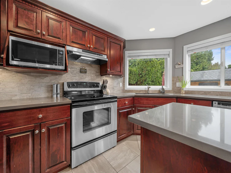 19386 123 Avenue, Pitt Meadows, BC, V3Y 2K3 - 10