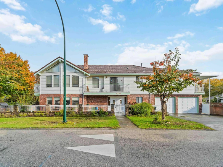 5820 Earles Street, Vancouver, BC, V5R 3S6 - 2