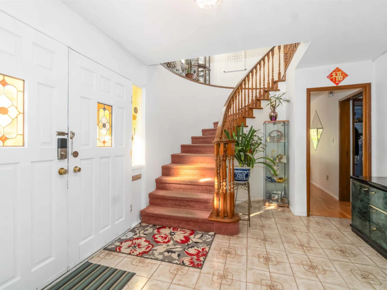 5820 Earles Street, Vancouver, BC, V5R 3S6 - 4