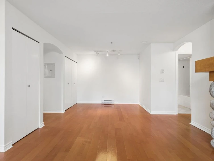 993 Lynn Valley Road, North Vancouver, BC, V7J 1Z6 - 10