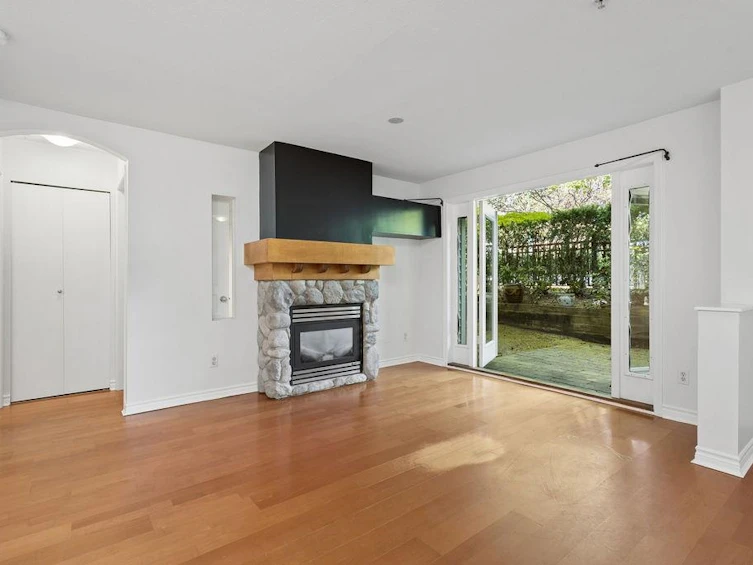 993 Lynn Valley Road, North Vancouver, BC, V7J 1Z6 - 4