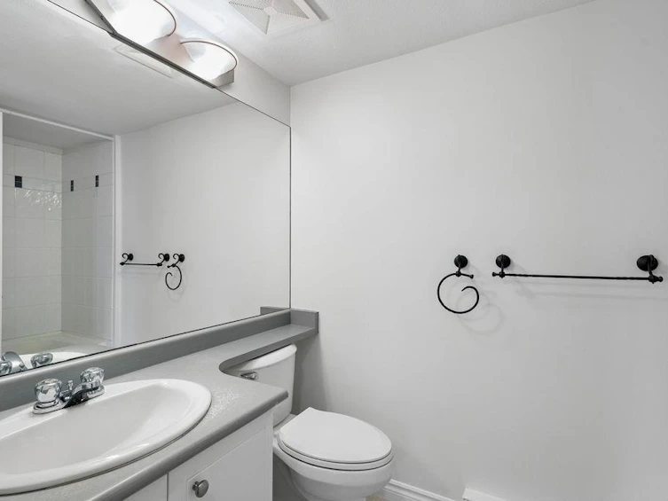 993 Lynn Valley Road, North Vancouver, BC, V7J 1Z6 - 24