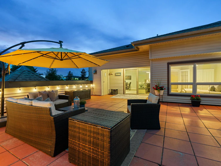 404-15220 Guildford Drive, Surrey, BC, V3R 0Y6 - 4