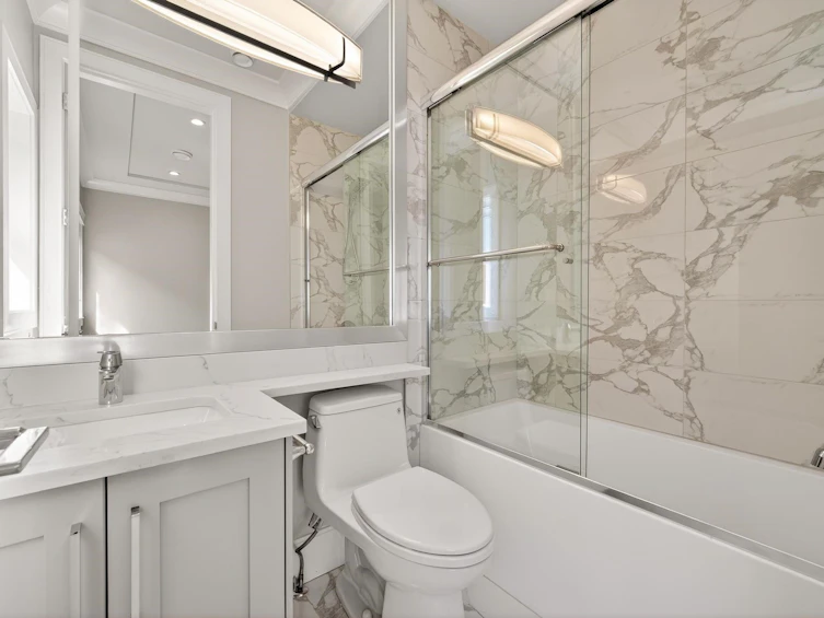 5028 Maple Road, Richmond, BC, V7E 1G3 - 22
