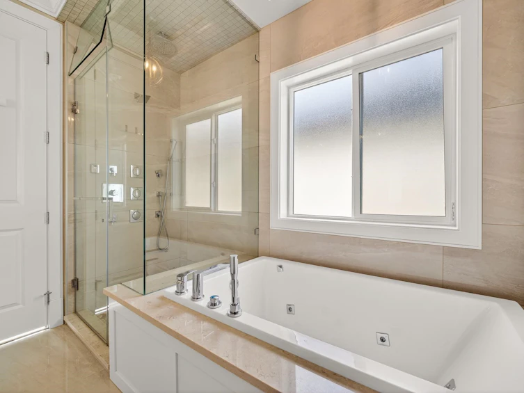 5028 Maple Road, Richmond, BC, V7E 1G3 - 17