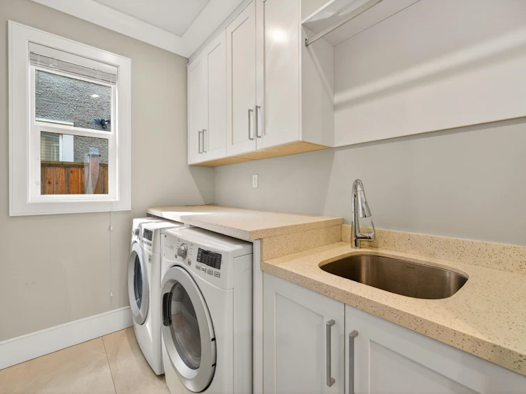 5028 Maple Road, Richmond, BC, V7E 1G3 - 23