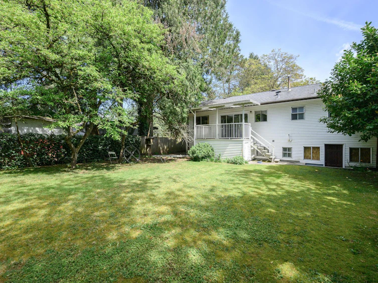 10973 144a Street, Surrey, BC, V3R 3P9 - 10