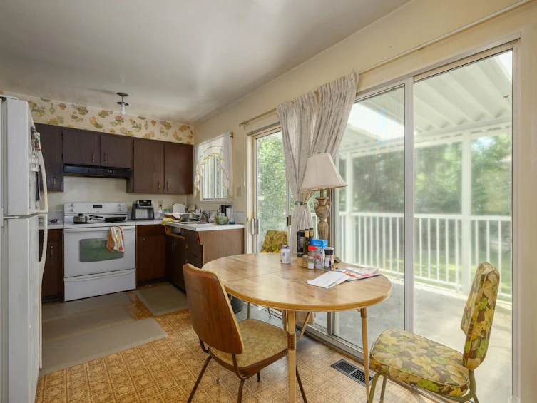 10973 144a Street, Surrey, BC, V3R 3P9 - 12