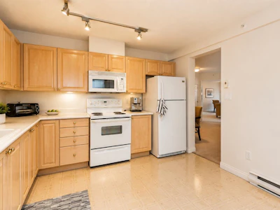 406-33065 Mill Lake Road - 5