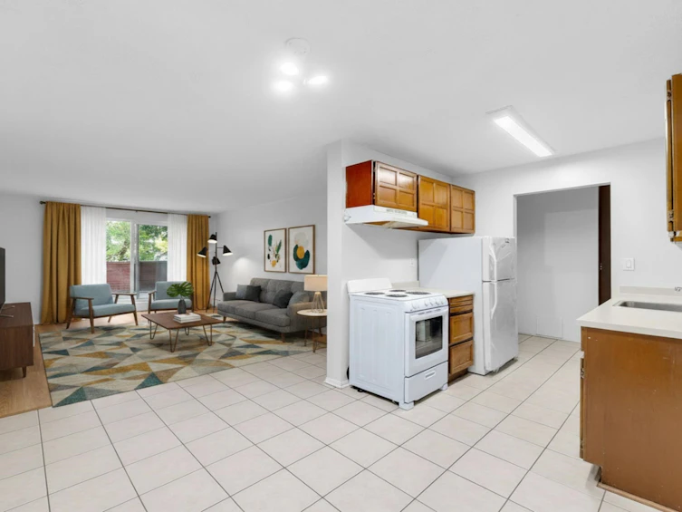 111-588 E 5 Street, Vancouver, BC, V5T 4H6 - 6