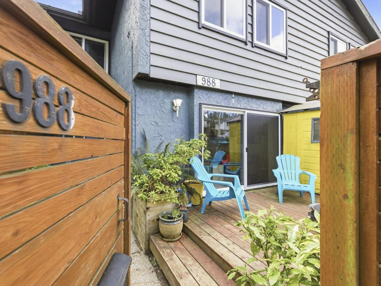 988 Howie Avenue, Coquitlam, BC, V3J 1T3 - 4