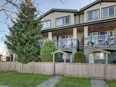 50-160 Pembina Street - 2