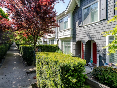 36-8130 136a Street - 4