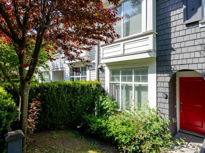 36-8130 136a Street - 2