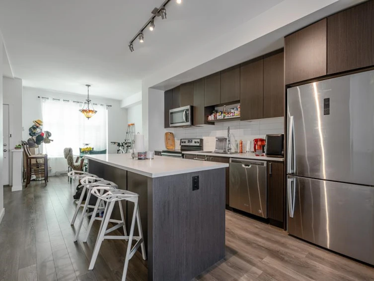 36-8130 136a Street, Surrey, BC, V3W 1H9 - 8