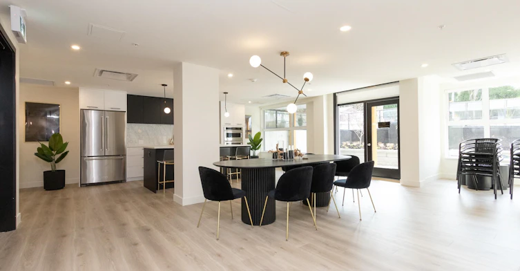 441-2635 King George Boulevard, Surrey, BC, V4P 0H7 - 27