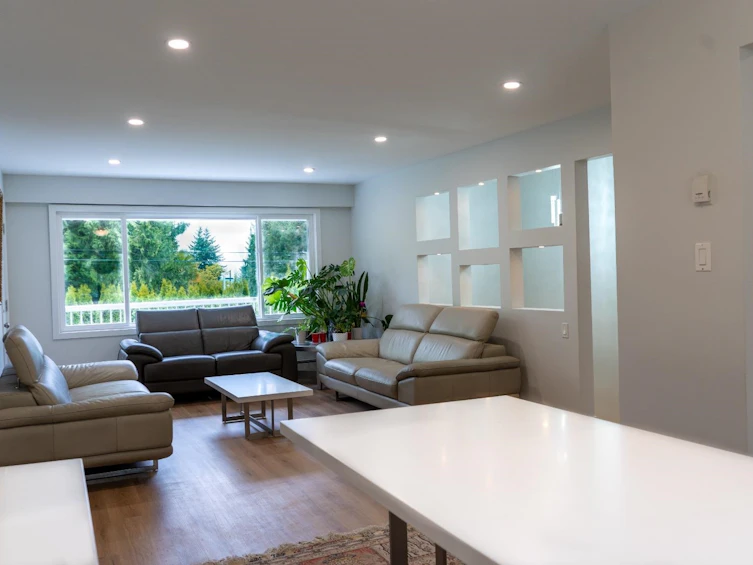 356 W Queens Road, North Vancouver, BC, V7N 2K5 - 3