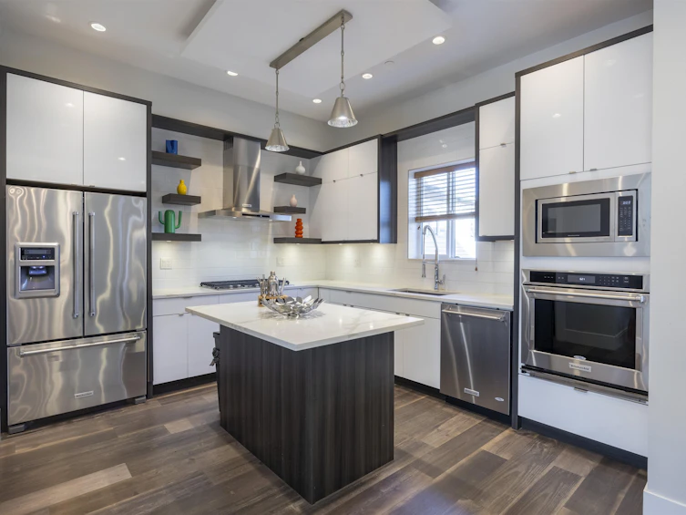 3123 E 7th Avenue, Vancouver, BC, V5M 1V6 - 11