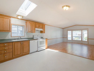 132-19682 Poplar Drive - 3