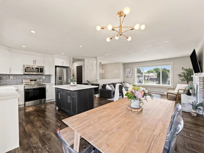 26451 30a Avenue - 5