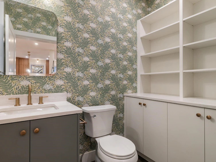 2055 E 4th Avenue, Vancouver, BC, V5N 1K5 - 14