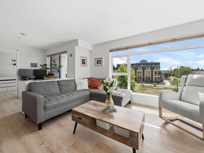 307-1519 Crown Street - 4