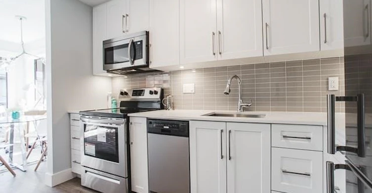 3XX-2920 Ash Street, Vancouver, BC, V5Z 4A6 - 4