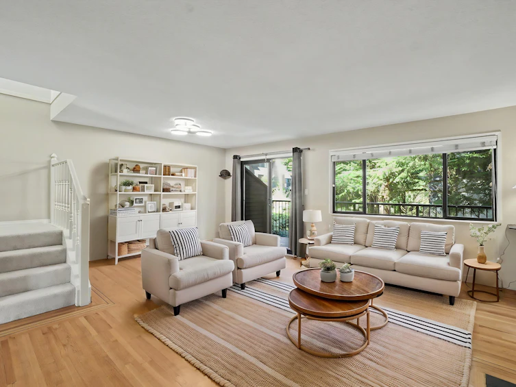 7305 Coronado Drive, Burnaby, BC, V5A 1P9 - 5