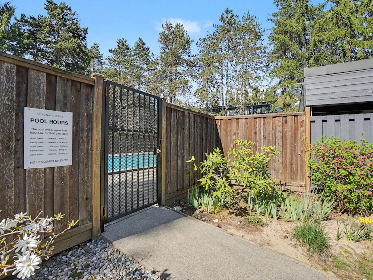 7305 Coronado Drive, Burnaby, BC, V5A 1P9 - 27