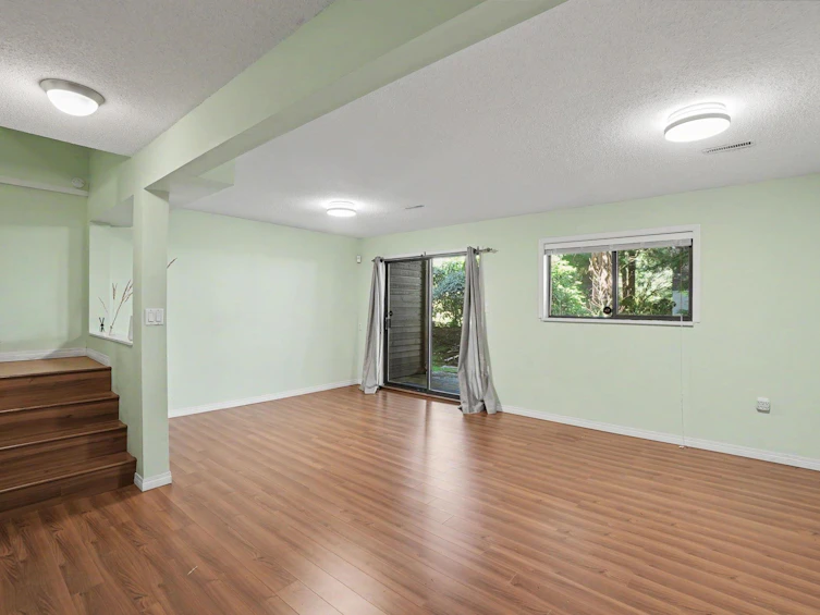 7305 Coronado Drive, Burnaby, BC, V5A 1P9 - 21