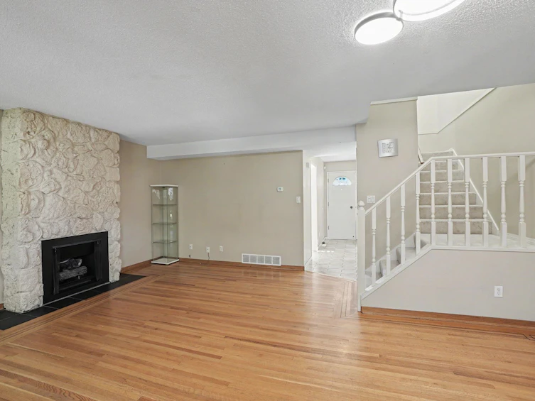 7305 Coronado Drive, Burnaby, BC, V5A 1P9 - 8