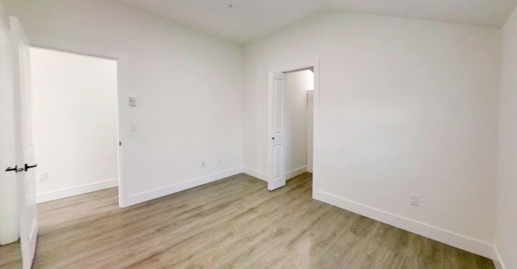 789 Ota Avenue, New Westminster, BC, V3M 0M7 - 4