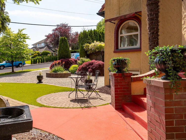 355 Cumberland Street, New Westminster, BC, V3L 3G4 - 3