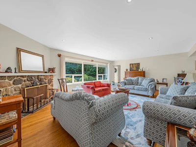 410 Hadden Drive - 4